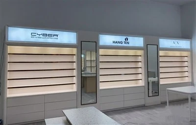Gafas De Sol Exhibición Decoración Tienda Óptica